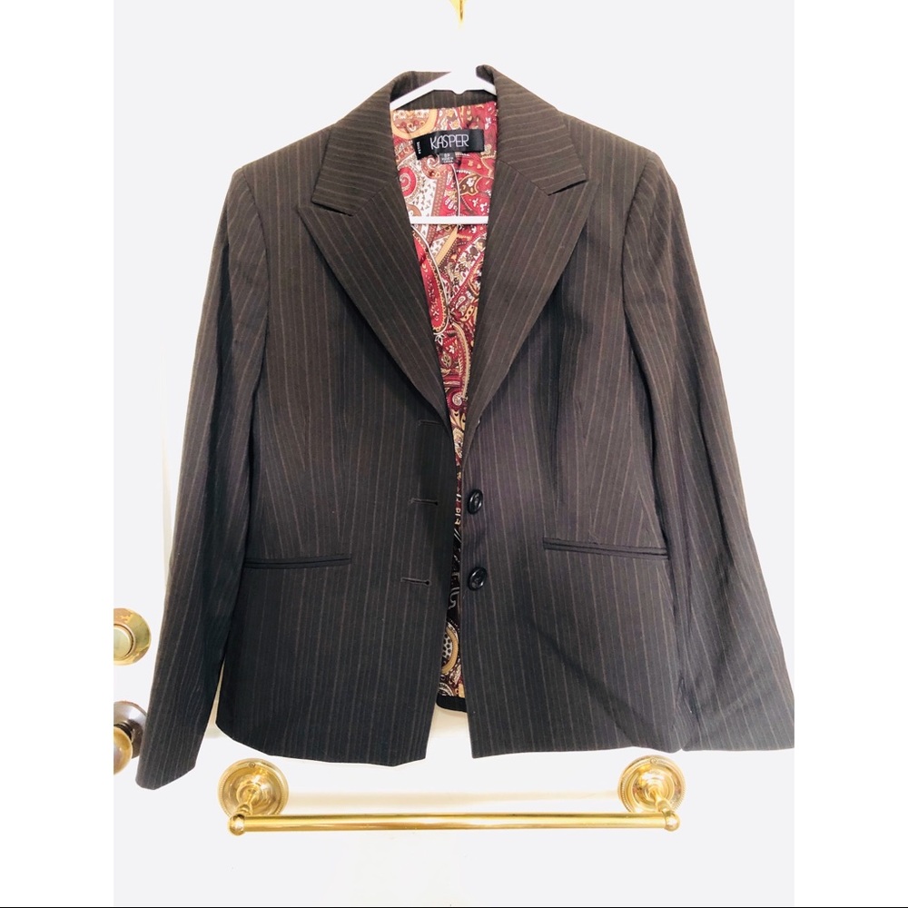 Women’s Brown Pin-Striped Blazer Size 8 Petite EUC
